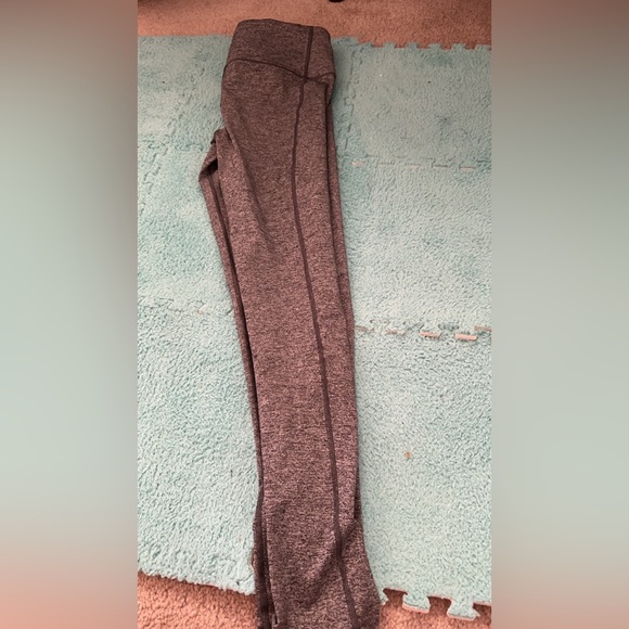 Victoria Secret Sport Leggings Size Medium - Picture 2 of 2